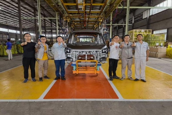 Newlongma auto المعجل بالتخطيط الخارجي ، تم إطلاق مشروع CKD في نيجيريا بنجاح