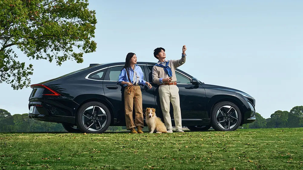 Xingguang is positioned as a mid-size car, with pure electric and plug-in hybrid options